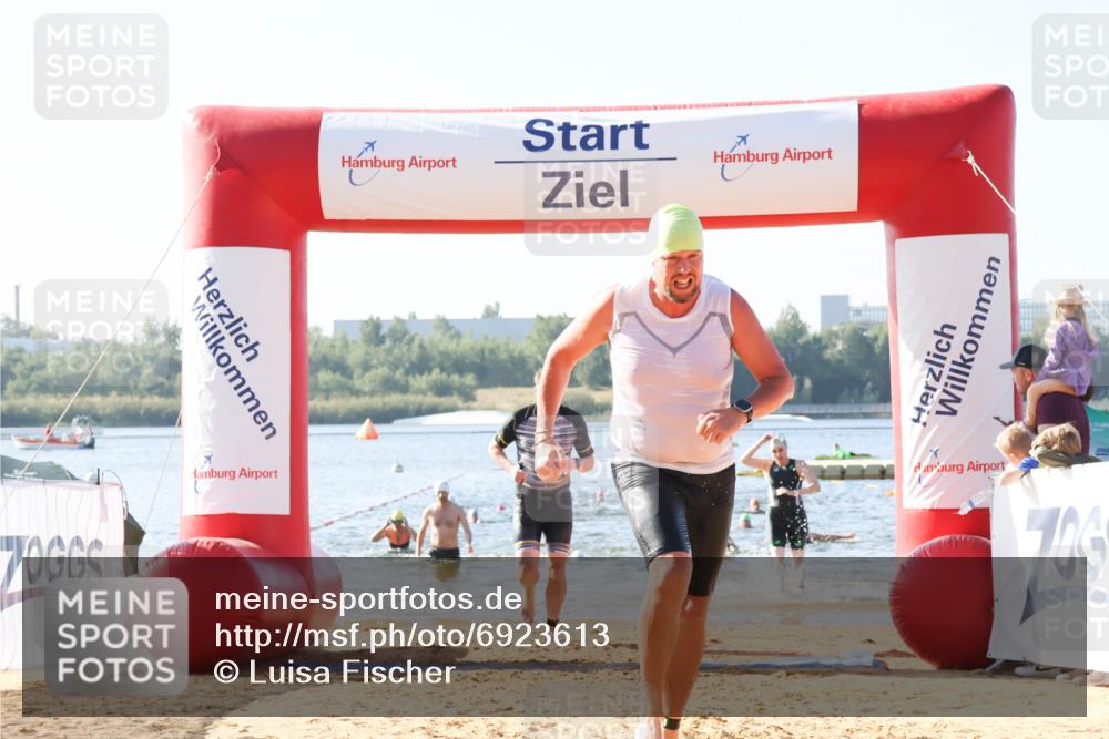 01.09.2024 - 17. Tribühne Triathlon Luisa Fischer http://msf.ph/oto/6923613 01.09.2024 10:05:54 Schwimmen 137, 145, 160, 167, 730, 1068 meine-sportfotos.de