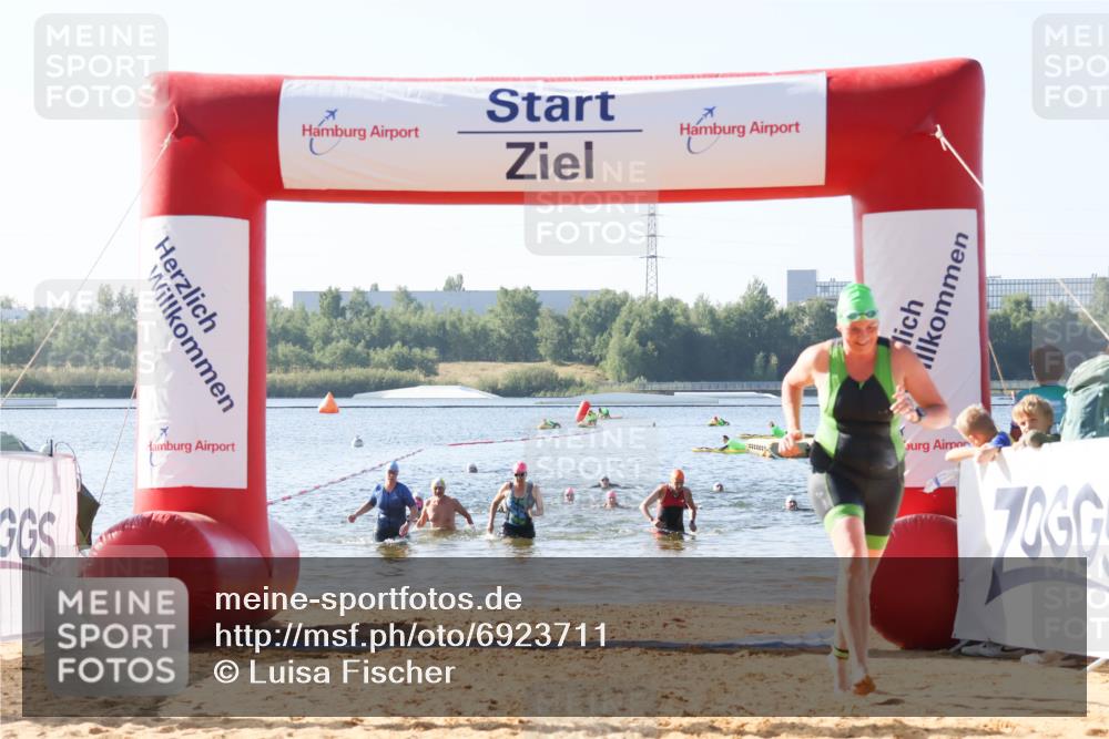 01.09.2024 - 17. Tribühne Triathlon Luisa Fischer http://msf.ph/oto/6923711 01.09.2024 10:06:16 Schwimmen 149, 157, 158, 168, 1067 meine-sportfotos.de