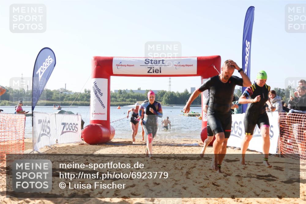 01.09.2024 - 17. Tribühne Triathlon Luisa Fischer http://msf.ph/oto/6923779 01.09.2024 10:06:37 Schwimmen 139, 151, 162, 165, 166, 1064, 1066, 1071 meine-sportfotos.de