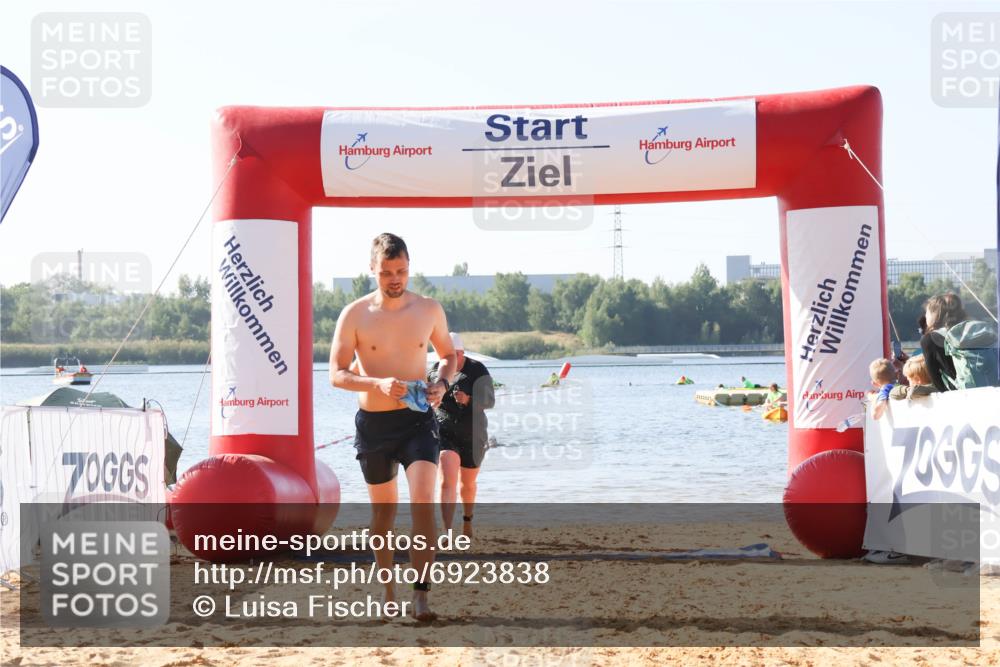 01.09.2024 - 17. Tribühne Triathlon Luisa Fischer http://msf.ph/oto/6923838 01.09.2024 10:06:49 Schwimmen 162, 163, 169, 1071 meine-sportfotos.de