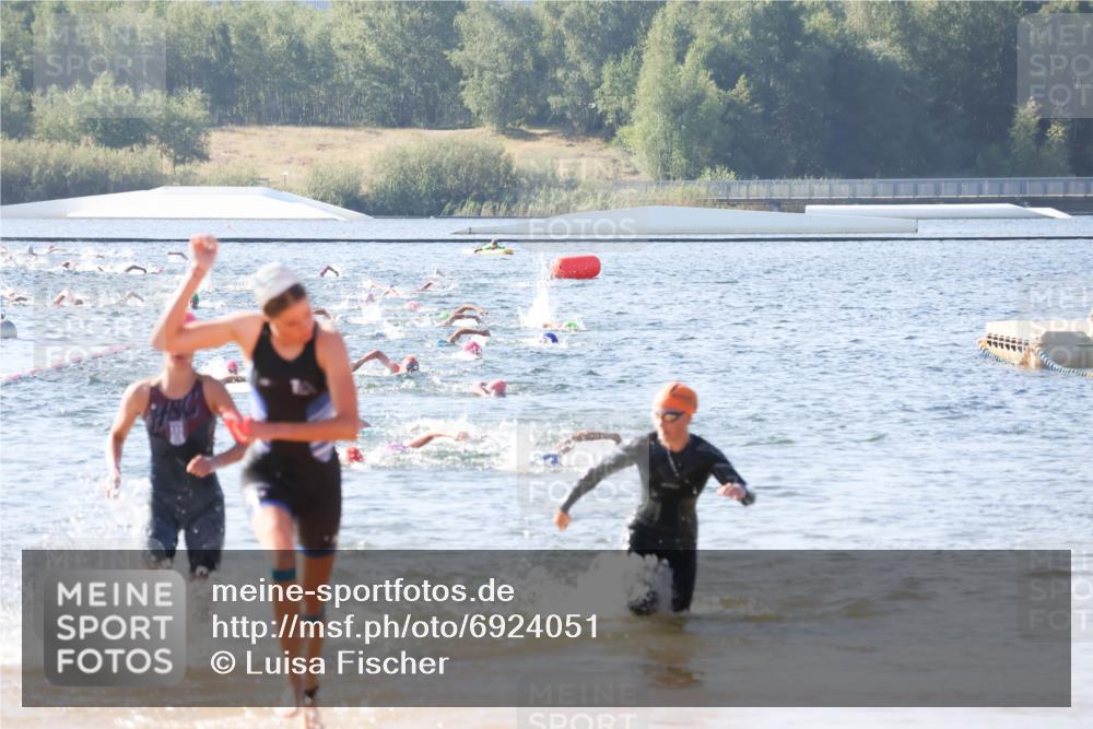 01.09.2024 - 17. Tribühne Triathlon Luisa Fischer http://msf.ph/oto/6924051 01.09.2024 10:21:50 Schwimmen 264, 268, 285 meine-sportfotos.de