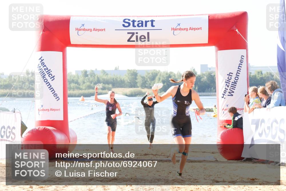 01.09.2024 - 17. Tribühne Triathlon Luisa Fischer http://msf.ph/oto/6924067 01.09.2024 10:21:53 Schwimmen 264, 268, 285 meine-sportfotos.de