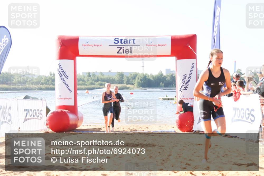 01.09.2024 - 17. Tribühne Triathlon Luisa Fischer http://msf.ph/oto/6924073 01.09.2024 10:21:54 Schwimmen 264, 268, 285 meine-sportfotos.de