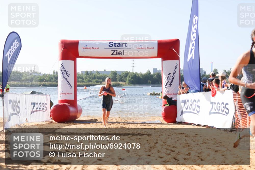 01.09.2024 - 17. Tribühne Triathlon Luisa Fischer http://msf.ph/oto/6924078 01.09.2024 10:21:54 Schwimmen 264, 268, 285 meine-sportfotos.de