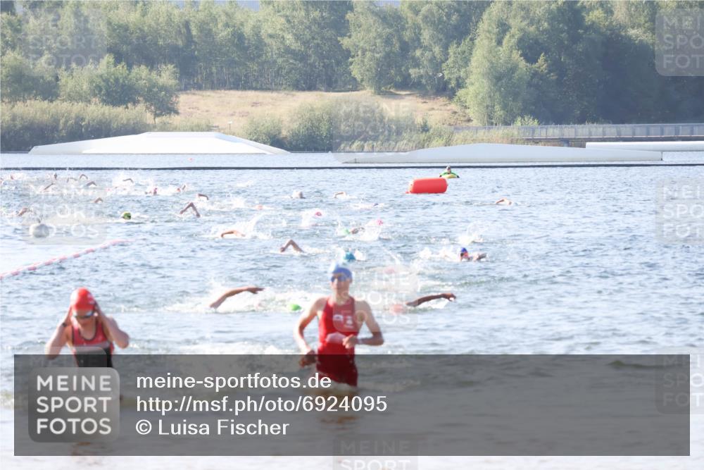 01.09.2024 - 17. Tribühne Triathlon Luisa Fischer http://msf.ph/oto/6924095 01.09.2024 10:22:03 Schwimmen 181, 255, 264, 266, 268 meine-sportfotos.de
