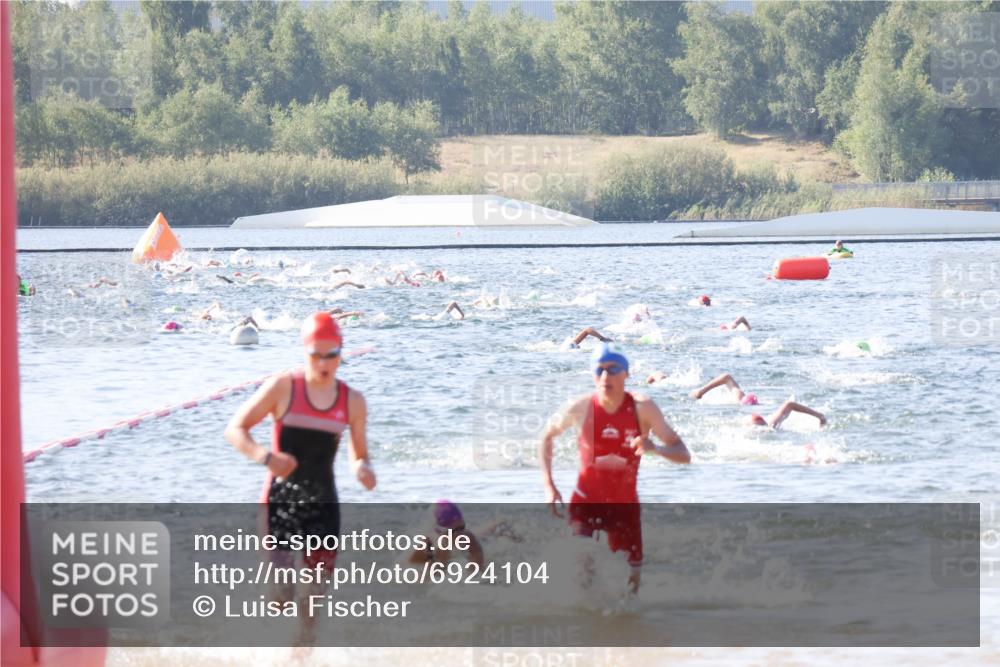 01.09.2024 - 17. Tribühne Triathlon Luisa Fischer http://msf.ph/oto/6924104 01.09.2024 10:22:05 Schwimmen 181, 254, 255, 266 meine-sportfotos.de