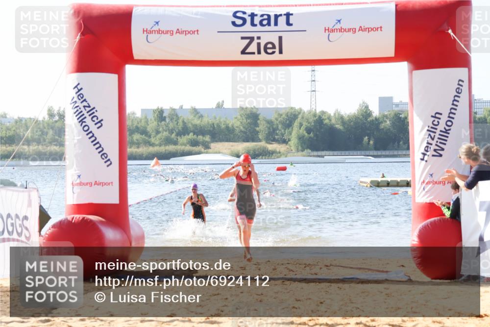 01.09.2024 - 17. Tribühne Triathlon Luisa Fischer http://msf.ph/oto/6924112 01.09.2024 10:22:07 Schwimmen 181, 254, 255, 265, 266 meine-sportfotos.de