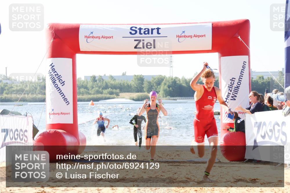 01.09.2024 - 17. Tribühne Triathlon Luisa Fischer http://msf.ph/oto/6924129 01.09.2024 10:22:11 Schwimmen 181, 254, 255, 265, 266 meine-sportfotos.de