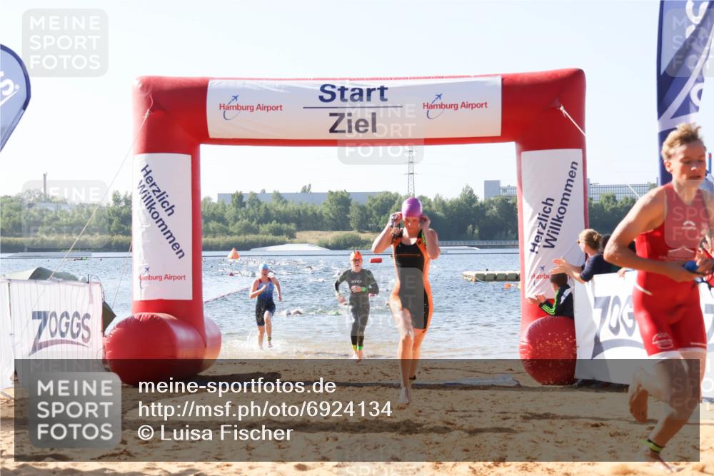 01.09.2024 - 17. Tribühne Triathlon Luisa Fischer http://msf.ph/oto/6924134 01.09.2024 10:22:12 Schwimmen 181, 254, 255, 265, 266 meine-sportfotos.de