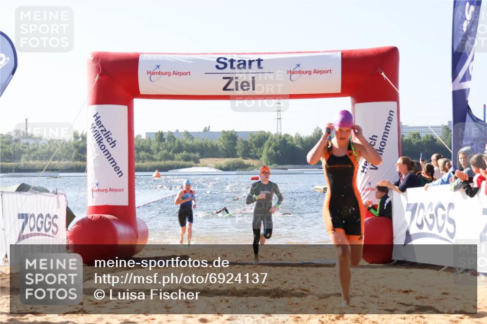 01.09.2024 - 17. Tribühne Triathlon Luisa Fischer http://msf.ph/oto/6924137 01.09.2024 10:22:13 Schwimmen 181, 254, 255, 265, 266 meine-sportfotos.de