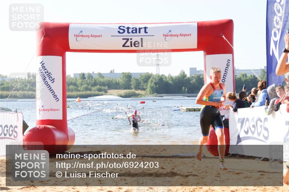 01.09.2024 - 17. Tribühne Triathlon Luisa Fischer http://msf.ph/oto/6924203 01.09.2024 10:22:31 Schwimmen 246, 253, 270, 277, 292, 306 meine-sportfotos.de