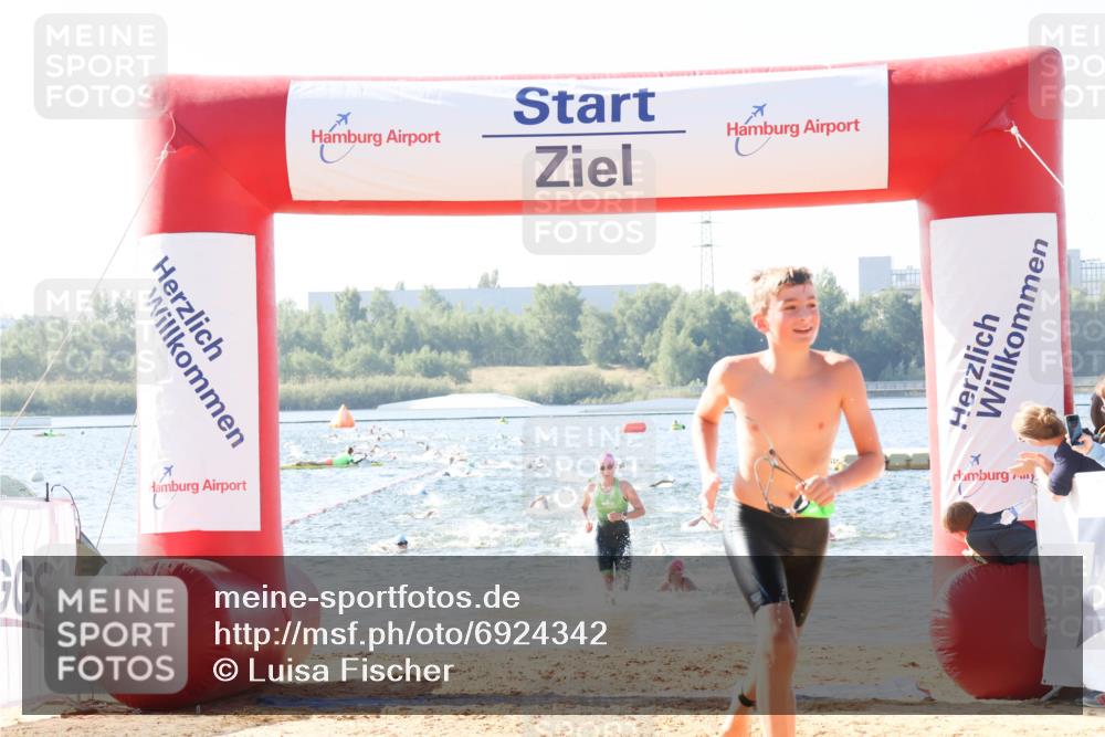 01.09.2024 - 17. Tribühne Triathlon Luisa Fischer http://msf.ph/oto/6924342 01.09.2024 10:23:06 Schwimmen 197, 242, 275, 289, 297, 302 meine-sportfotos.de