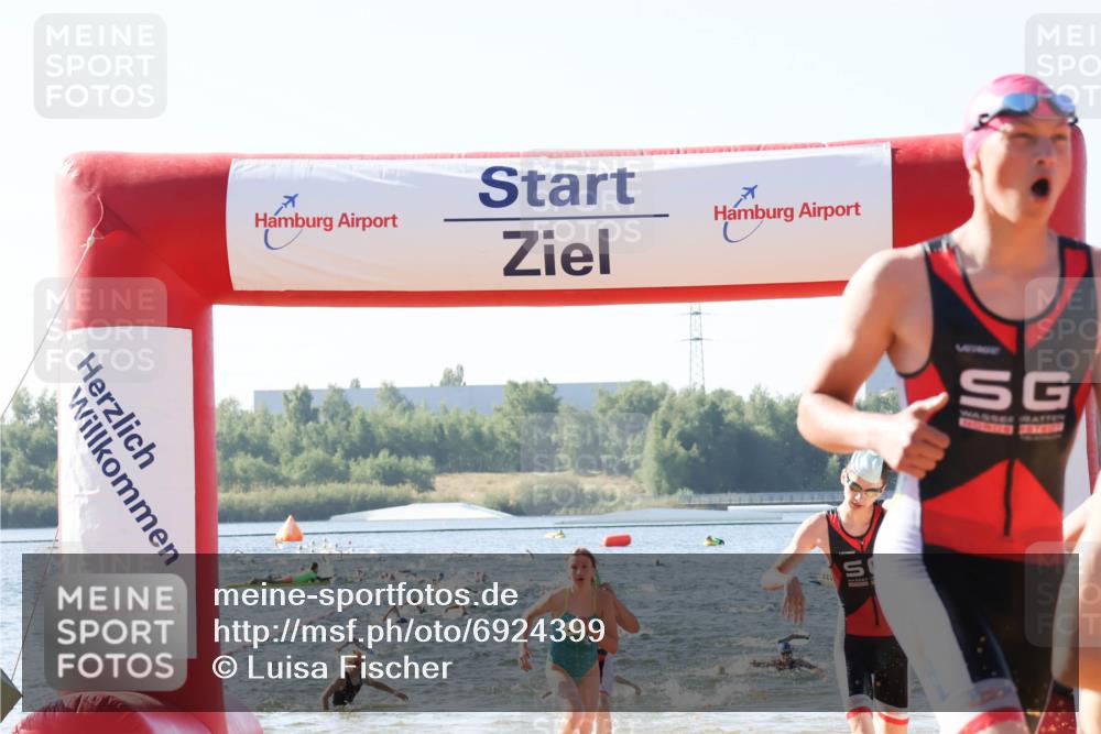 01.09.2024 - 17. Tribühne Triathlon Luisa Fischer http://msf.ph/oto/6924399 01.09.2024 10:23:23 Schwimmen 175, 186, 187, 207, 213, 218, 267, 274, 286, 288, 300, 303 meine-sportfotos.de