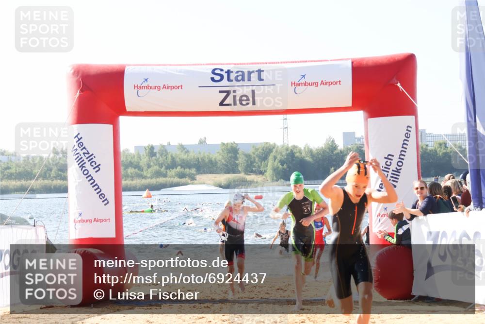 01.09.2024 - 17. Tribühne Triathlon Luisa Fischer http://msf.ph/oto/6924437 01.09.2024 10:23:32 Schwimmen 174, 175, 186, 198, 207, 210, 211, 220, 247, 274, 300, 303 meine-sportfotos.de