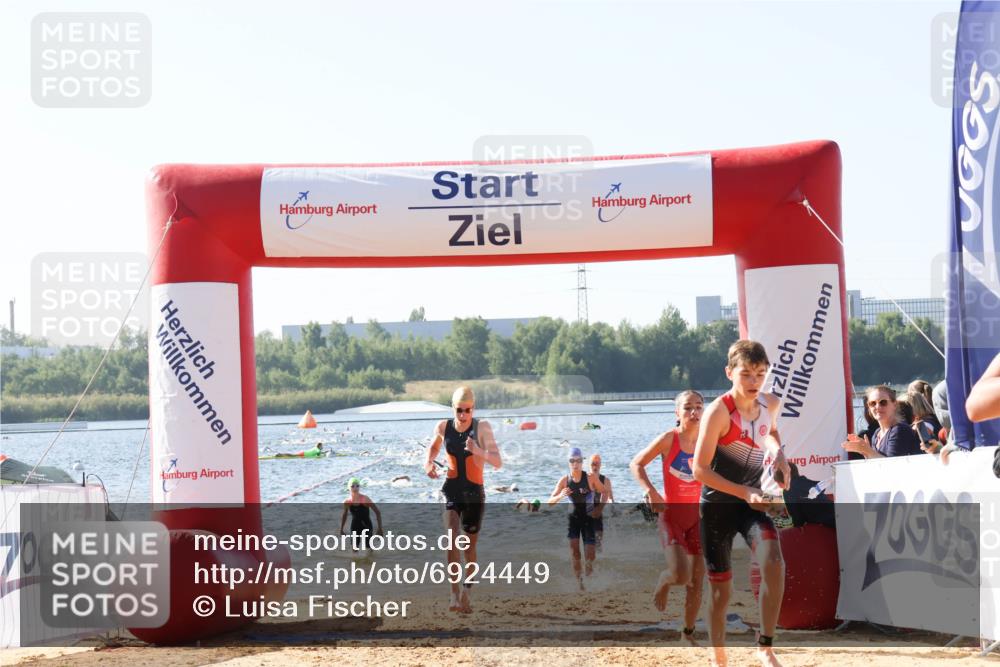 01.09.2024 - 17. Tribühne Triathlon Luisa Fischer http://msf.ph/oto/6924449 01.09.2024 10:23:34 Schwimmen 174, 186, 198, 207, 210, 211, 220, 247, 273, 274, 293, 303 meine-sportfotos.de