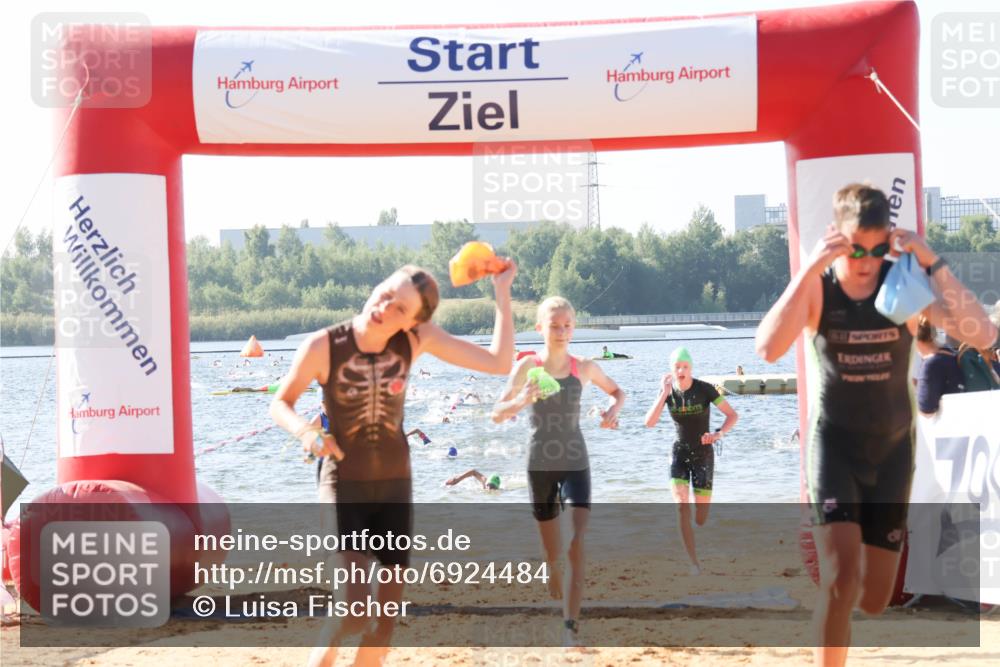 01.09.2024 - 17. Tribühne Triathlon Luisa Fischer http://msf.ph/oto/6924484 01.09.2024 10:23:40 Schwimmen 174, 198, 207, 210, 211, 220, 247, 248, 273, 274, 293 meine-sportfotos.de