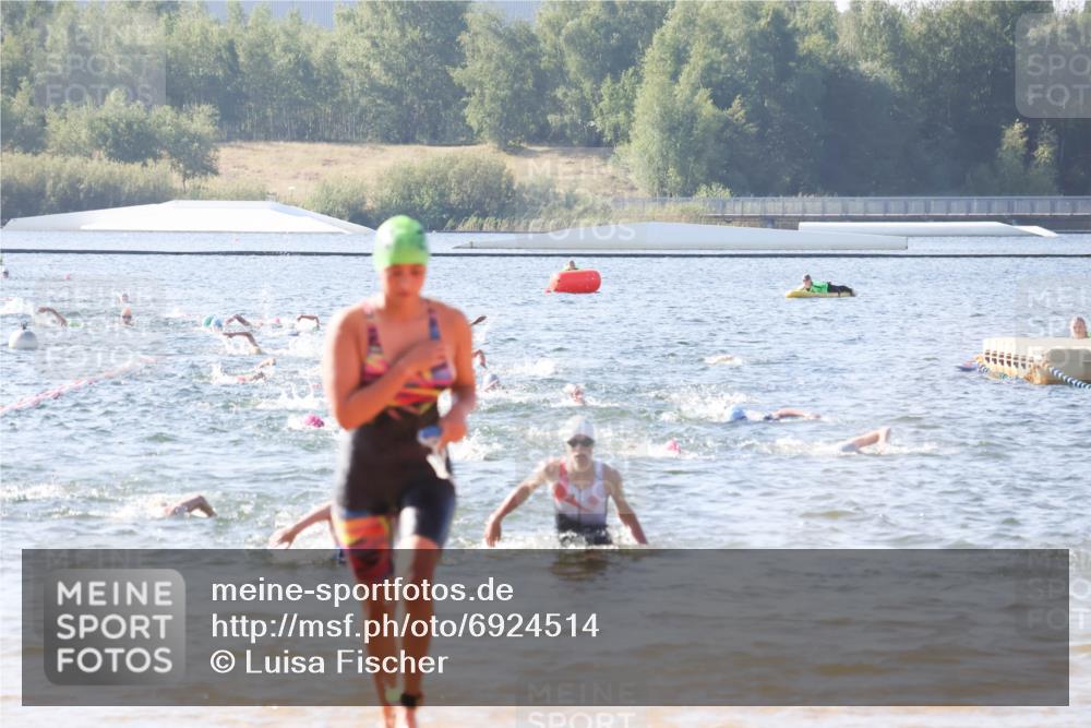 01.09.2024 - 17. Tribühne Triathlon Luisa Fischer http://msf.ph/oto/6924514 01.09.2024 10:23:48 Schwimmen 174, 210, 231, 248, 272, 273, 293 meine-sportfotos.de