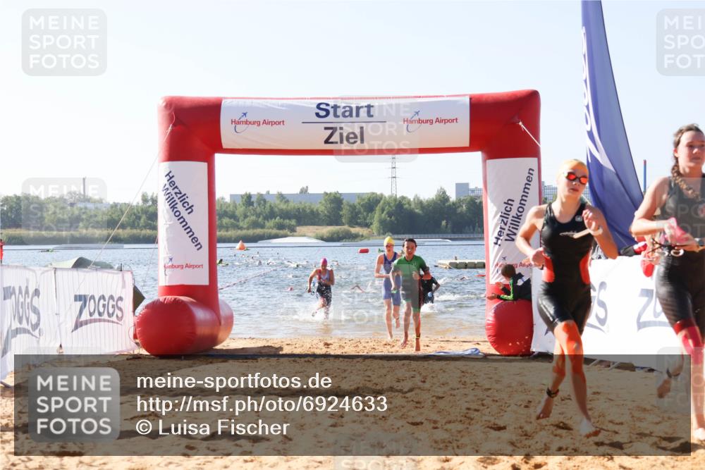 01.09.2024 - 17. Tribühne Triathlon Luisa Fischer http://msf.ph/oto/6924633 01.09.2024 10:24:18 Schwimmen 222, 228, 259, 269, 279, 280, 304 meine-sportfotos.de