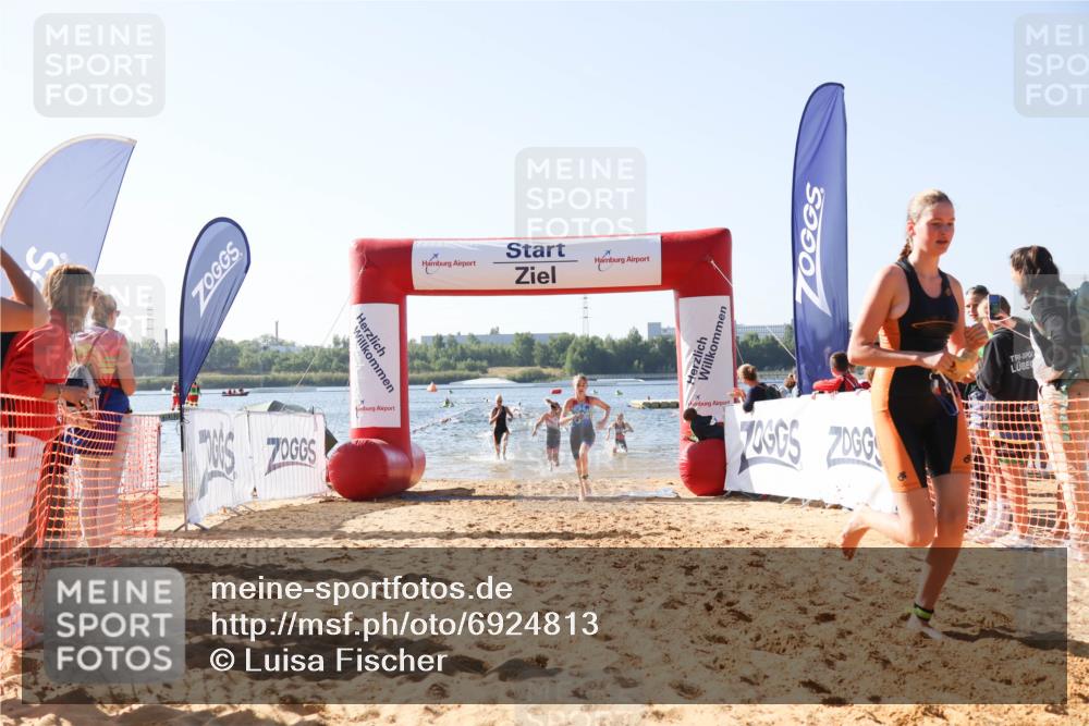 01.09.2024 - 17. Tribühne Triathlon Luisa Fischer http://msf.ph/oto/6924813 01.09.2024 10:24:53 Schwimmen 173, 188, 216, 224, 225, 252, 281 meine-sportfotos.de