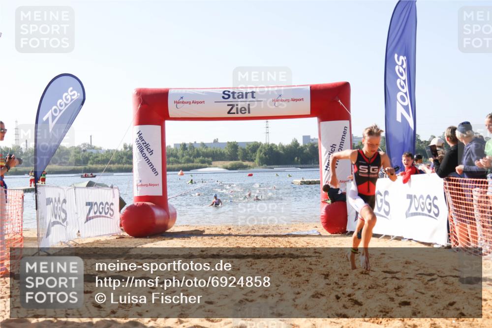 01.09.2024 - 17. Tribühne Triathlon Luisa Fischer http://msf.ph/oto/6924858 01.09.2024 10:25:00 Schwimmen 188, 216, 225, 252 meine-sportfotos.de