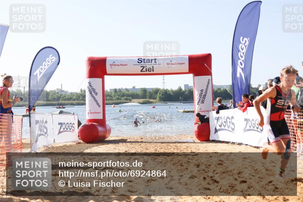 01.09.2024 - 17. Tribühne Triathlon Luisa Fischer http://msf.ph/oto/6924864 01.09.2024 10:25:01 Schwimmen 188, 216, 225, 227, 252 meine-sportfotos.de