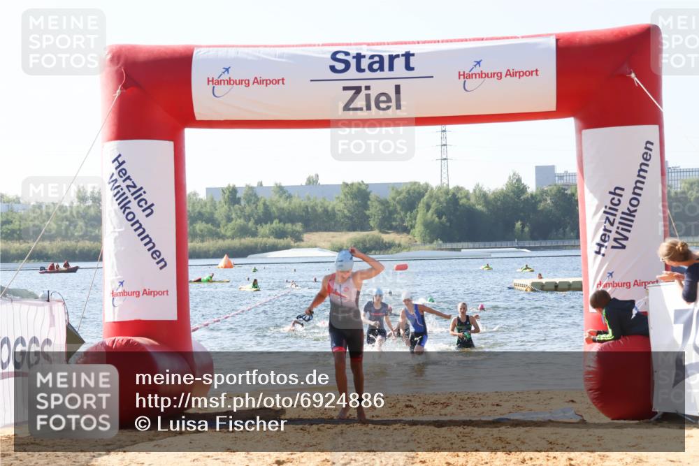 01.09.2024 - 17. Tribühne Triathlon Luisa Fischer http://msf.ph/oto/6924886 01.09.2024 10:25:10 Schwimmen 172, 202, 227, 237, 298 meine-sportfotos.de