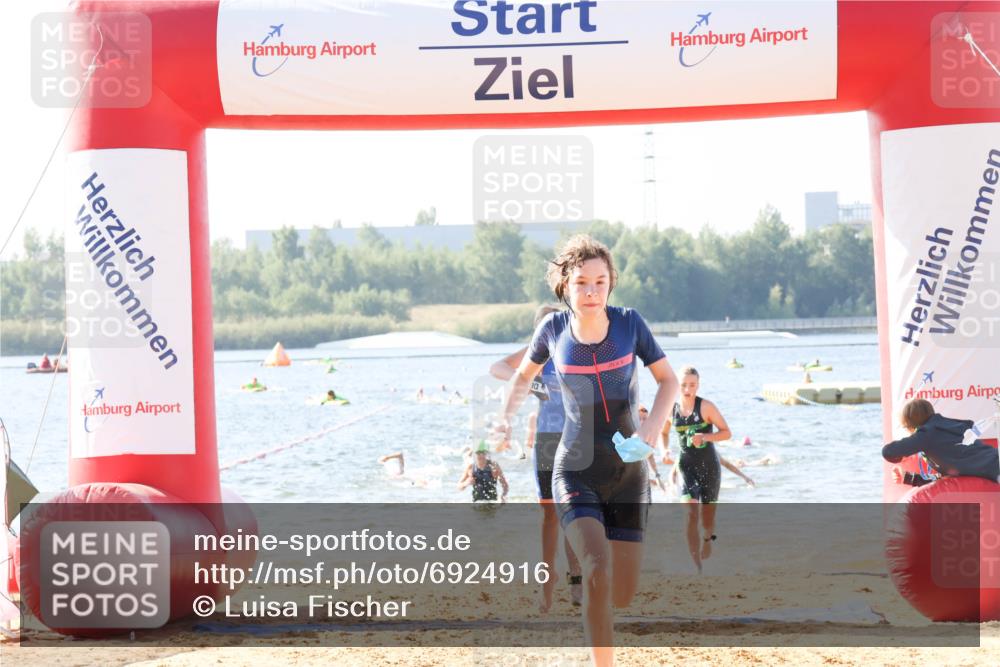 01.09.2024 - 17. Tribühne Triathlon Luisa Fischer http://msf.ph/oto/6924916 01.09.2024 10:25:15 Schwimmen 172, 178, 202, 227, 237, 239, 283, 298 meine-sportfotos.de