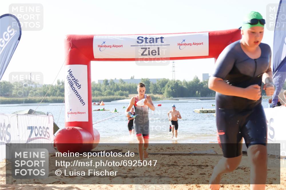 01.09.2024 - 17. Tribühne Triathlon Luisa Fischer http://msf.ph/oto/6925047 01.09.2024 10:26:01 Schwimmen 190, 192, 238, 262, 305 meine-sportfotos.de