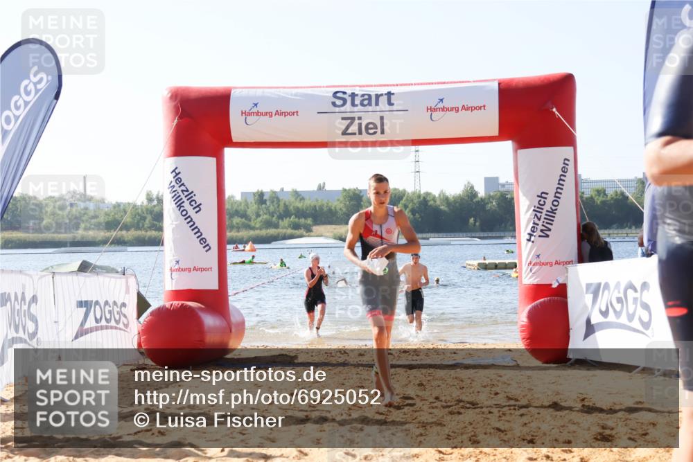 01.09.2024 - 17. Tribühne Triathlon Luisa Fischer http://msf.ph/oto/6925052 01.09.2024 10:26:01 Schwimmen 190, 192, 238, 262, 305 meine-sportfotos.de