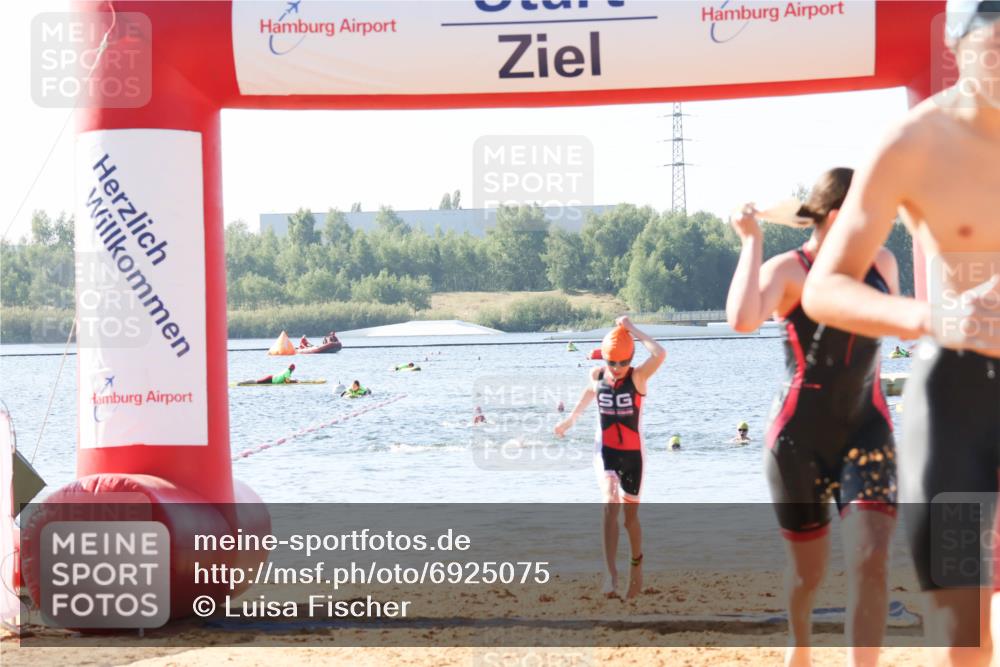 01.09.2024 - 17. Tribühne Triathlon Luisa Fischer http://msf.ph/oto/6925075 01.09.2024 10:26:06 Schwimmen 190, 192, 238, 262, 305 meine-sportfotos.de