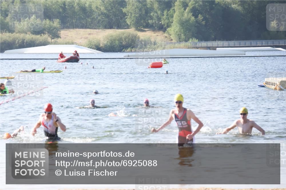 01.09.2024 - 17. Tribühne Triathlon Luisa Fischer http://msf.ph/oto/6925088 01.09.2024 10:26:20 Schwimmen 282, 284 meine-sportfotos.de