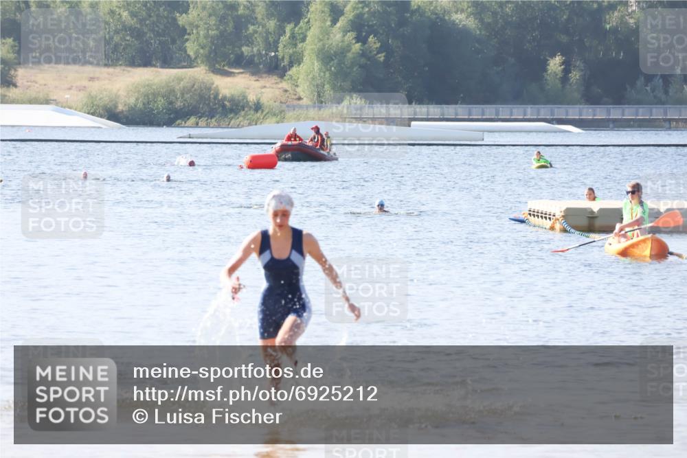 01.09.2024 - 17. Tribühne Triathlon Luisa Fischer http://msf.ph/oto/6925212 01.09.2024 10:27:14 Schwimmen 185 meine-sportfotos.de