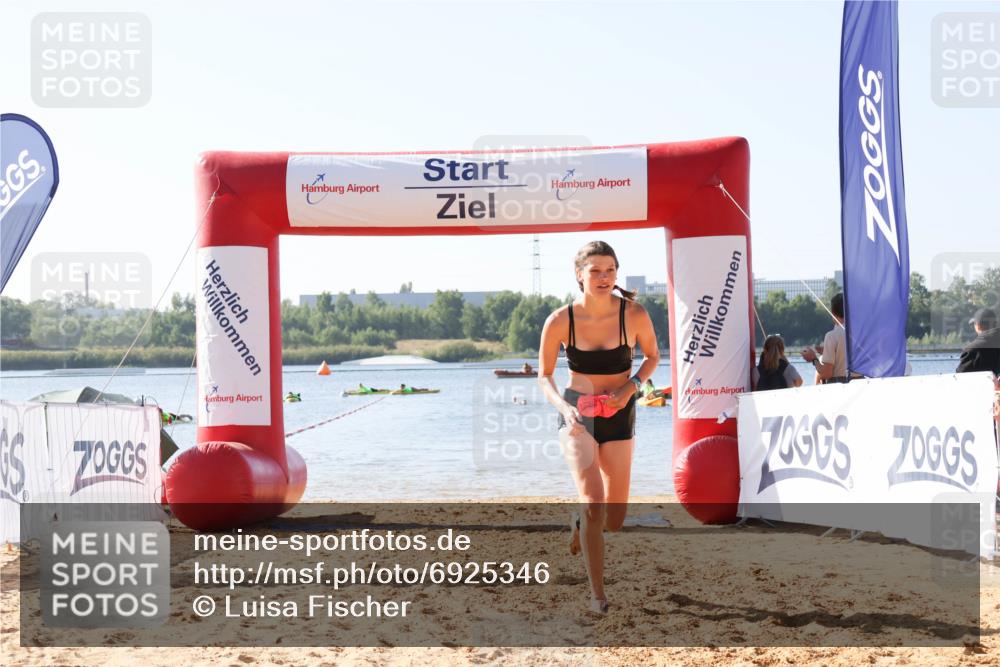 01.09.2024 - 17. Tribühne Triathlon Luisa Fischer http://msf.ph/oto/6925346 01.09.2024 10:30:00 Schwimmen 271, 295 meine-sportfotos.de