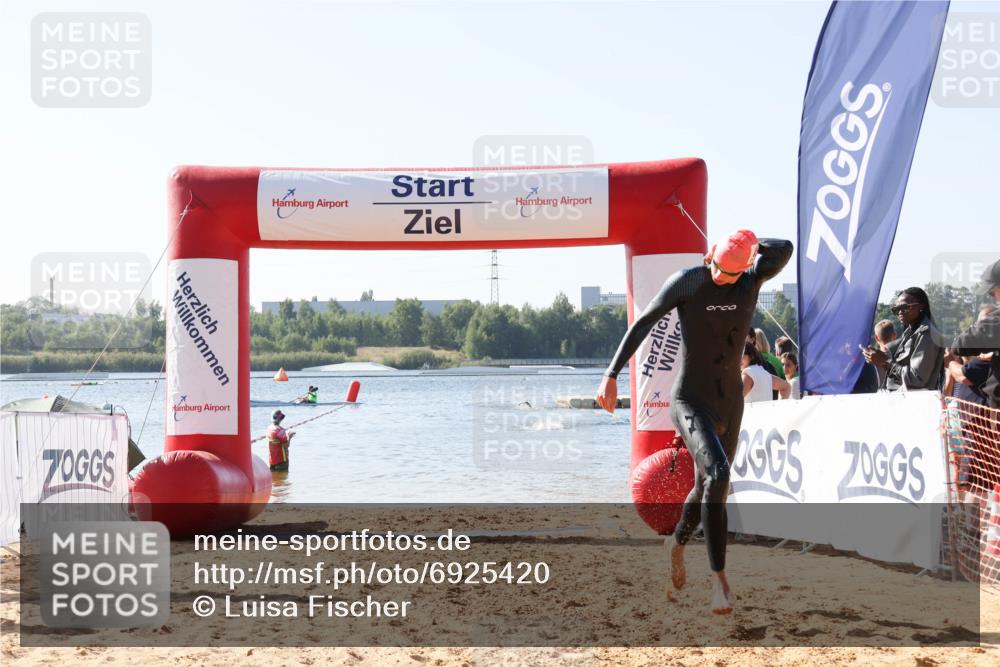 01.09.2024 - 17. Tribühne Triathlon Luisa Fischer http://msf.ph/oto/6925420 01.09.2024 10:48:00 Schwimmen 317 meine-sportfotos.de