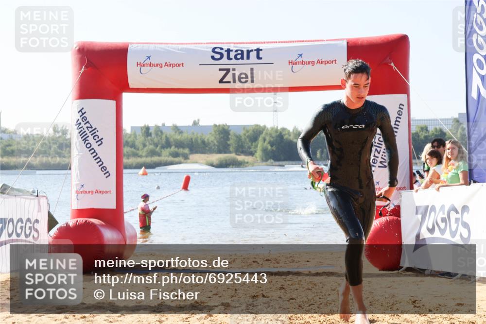 01.09.2024 - 17. Tribühne Triathlon Luisa Fischer http://msf.ph/oto/6925443 01.09.2024 10:48:22 Schwimmen 361 meine-sportfotos.de