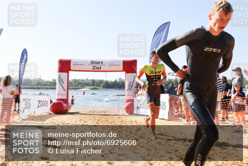01.09.2024 - 17. Tribühne Triathlon Luisa Fischer http://msf.ph/oto/6925606 01.09.2024 10:49:53 Schwimmen 351, 374, 384, 437 meine-sportfotos.de