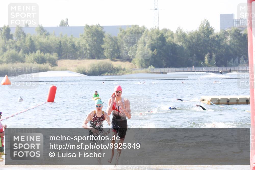 01.09.2024 - 17. Tribühne Triathlon Luisa Fischer http://msf.ph/oto/6925649 01.09.2024 10:50:31 Schwimmen 311, 319, 391 meine-sportfotos.de