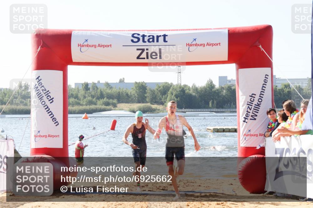 01.09.2024 - 17. Tribühne Triathlon Luisa Fischer http://msf.ph/oto/6925662 01.09.2024 10:50:34 Schwimmen 311, 319, 391 meine-sportfotos.de