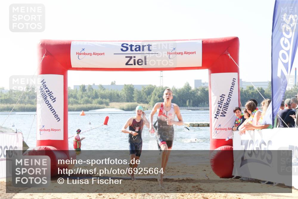 01.09.2024 - 17. Tribühne Triathlon Luisa Fischer http://msf.ph/oto/6925664 01.09.2024 10:50:35 Schwimmen 311, 319, 391 meine-sportfotos.de