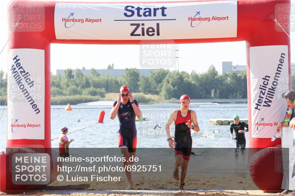 01.09.2024 - 17. Tribühne Triathlon Luisa Fischer http://msf.ph/oto/6925751 01.09.2024 10:51:02 Schwimmen 310, 314, 328, 337 meine-sportfotos.de