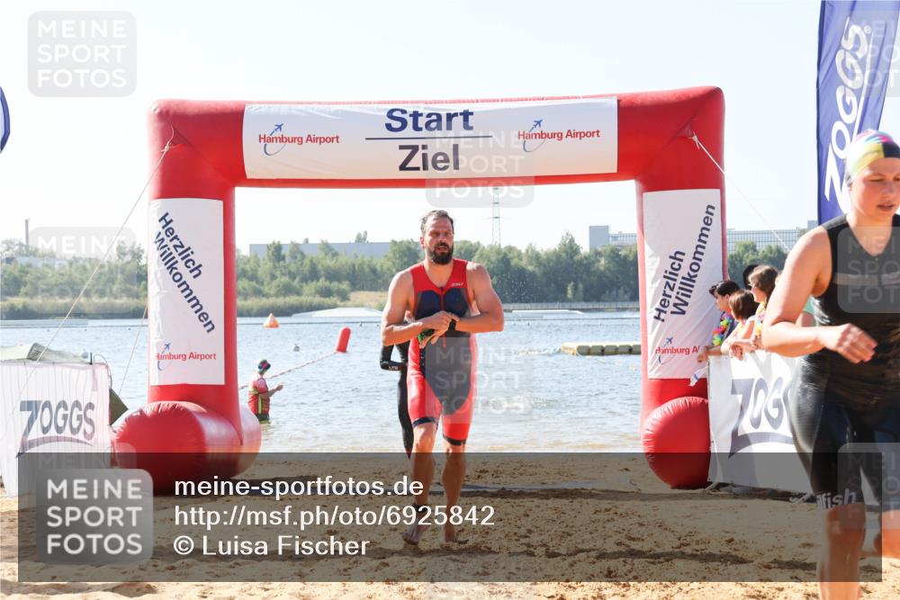 01.09.2024 - 17. Tribühne Triathlon Luisa Fischer http://msf.ph/oto/6925842 01.09.2024 10:51:36 Schwimmen 346, 388, 438 meine-sportfotos.de