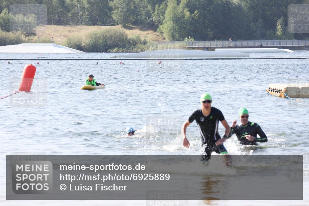 01.09.2024 - 17. Tribühne Triathlon Luisa Fischer http://msf.ph/oto/6925889 01.09.2024 10:52:19 Schwimmen 331 meine-sportfotos.de