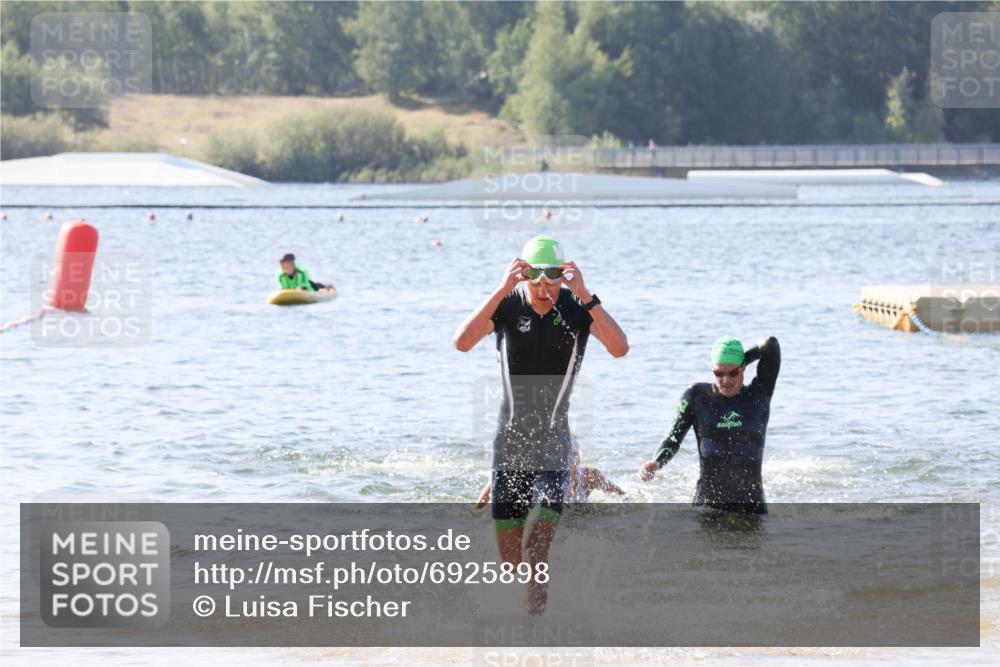 01.09.2024 - 17. Tribühne Triathlon Luisa Fischer http://msf.ph/oto/6925898 01.09.2024 10:52:21 Schwimmen 331, 432 meine-sportfotos.de