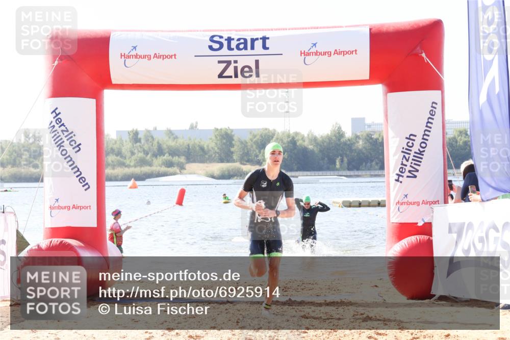 01.09.2024 - 17. Tribühne Triathlon Luisa Fischer http://msf.ph/oto/6925914 01.09.2024 10:52:25 Schwimmen 318, 331, 379, 432 meine-sportfotos.de