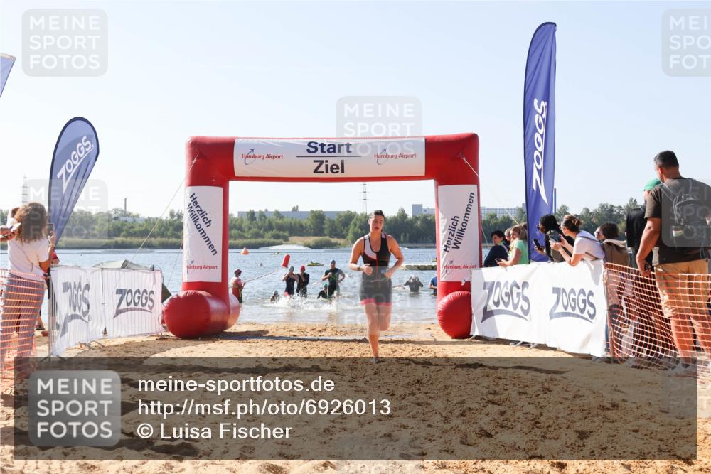 01.09.2024 - 17. Tribühne Triathlon Luisa Fischer http://msf.ph/oto/6926013 01.09.2024 10:53:57 Schwimmen 309, 335, 339, 348, 423, 428 meine-sportfotos.de
