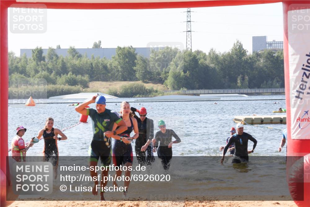 01.09.2024 - 17. Tribühne Triathlon Luisa Fischer http://msf.ph/oto/6926020 01.09.2024 10:54:01 Schwimmen 309, 335, 339, 348, 382, 386, 423, 428 meine-sportfotos.de