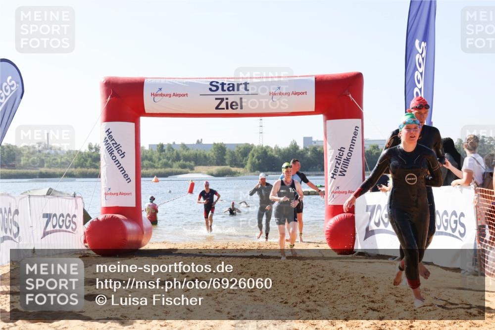 01.09.2024 - 17. Tribühne Triathlon Luisa Fischer http://msf.ph/oto/6926060 01.09.2024 10:54:08 Schwimmen 309, 336, 339, 348, 382, 386, 394, 395, 423 meine-sportfotos.de