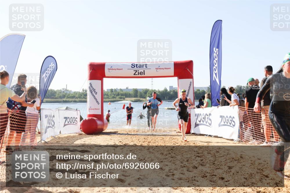 01.09.2024 - 17. Tribühne Triathlon Luisa Fischer http://msf.ph/oto/6926066 01.09.2024 10:54:09 Schwimmen 309, 336, 339, 348, 382, 386, 394, 395, 423 meine-sportfotos.de