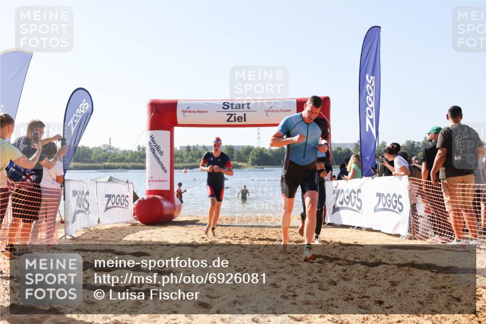 01.09.2024 - 17. Tribühne Triathlon Luisa Fischer http://msf.ph/oto/6926081 01.09.2024 10:54:13 Schwimmen 309, 336, 339, 382, 386, 394, 395, 446 meine-sportfotos.de