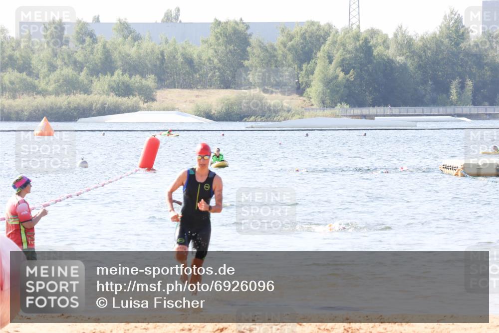 01.09.2024 - 17. Tribühne Triathlon Luisa Fischer http://msf.ph/oto/6926096 01.09.2024 10:54:18 Schwimmen 336, 394, 395, 446 meine-sportfotos.de